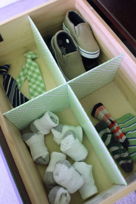 Drawer dividers organize kids clothes
