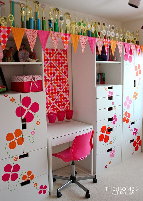 Use a Cricut Explore to make your own vinyl wall decals!