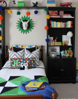 Check out this adorable jungle-themed little boy's room! It's full of easy and colorful DIY projects, playful accessories and fun decor ideas...perfect for a growing and active little boy!