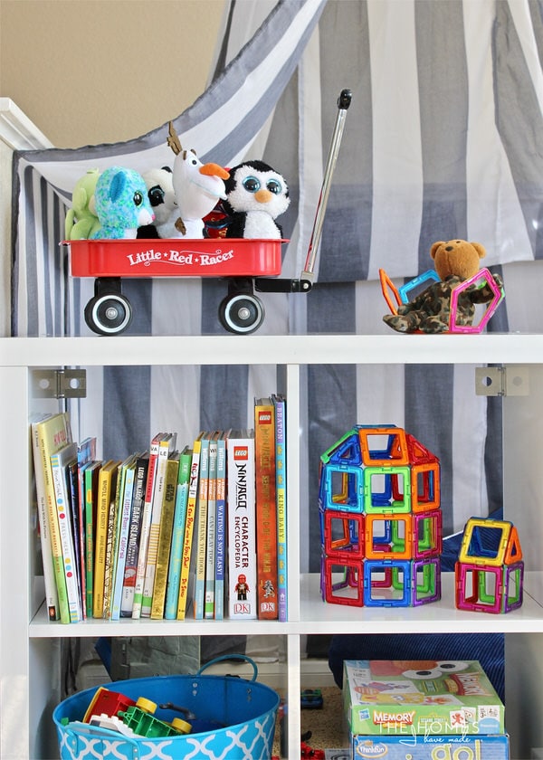 Have an awkward bump out and don't know what to do with it? See how easy it is to turn it into a cozy little reading nook for kids!