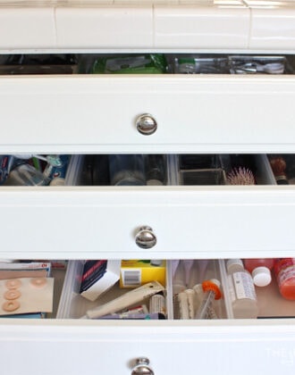 Are you bathroom cabinets and drawers a disaster? Check out the creative ways this blogger organized every last inch using items from around the house!