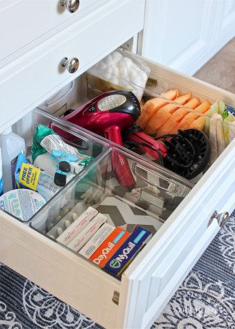 Are you bathroom cabinets and drawers a disaster? Check out the creative ways this blogger organized every last inch using items from around the house!