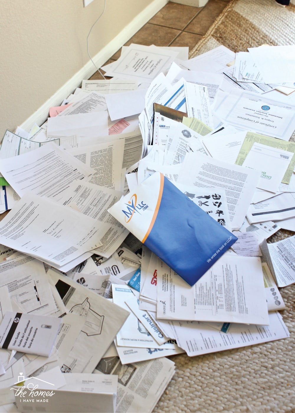 This easy and systematic process will help you sort through and create order of all the paperwork in your home!