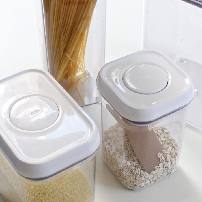 Love those pretty pantries you see on Pinterest but just can't make decanting work for you? Try these Practical Tips for Decanting Pantry Items!