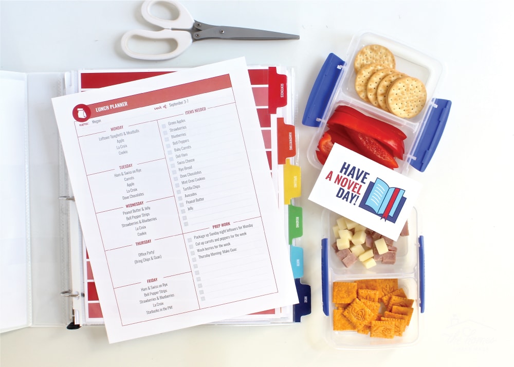 Need help planning and preparing a year's worth of school lunches? This Printable Lunch Box Planner and Lunch Notes are sure to make the task quicker and easier!