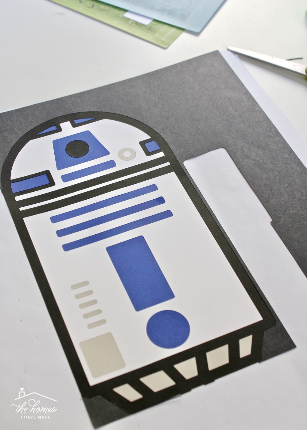 Learn how to make this DIY Star Wars Art with a Cricut Explore and cardstock!