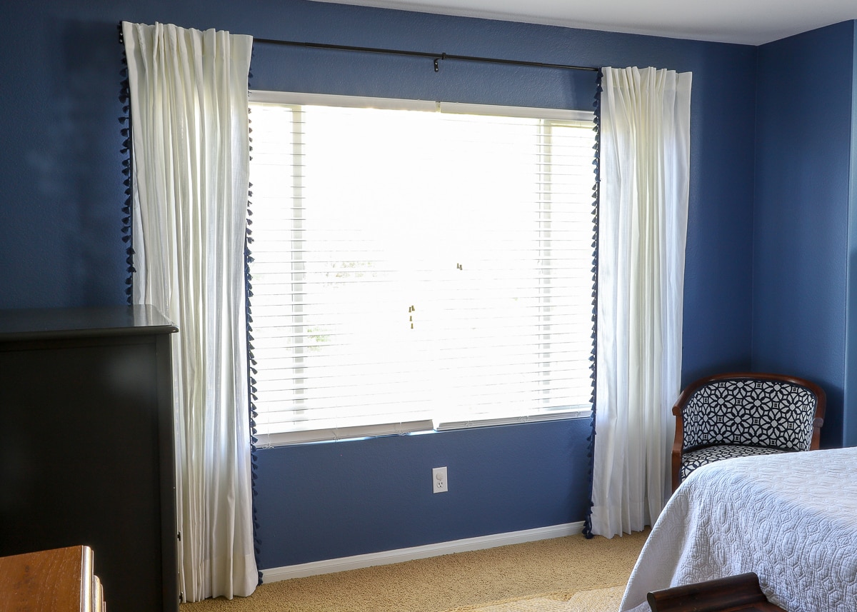 Curtains in a master bedroom 