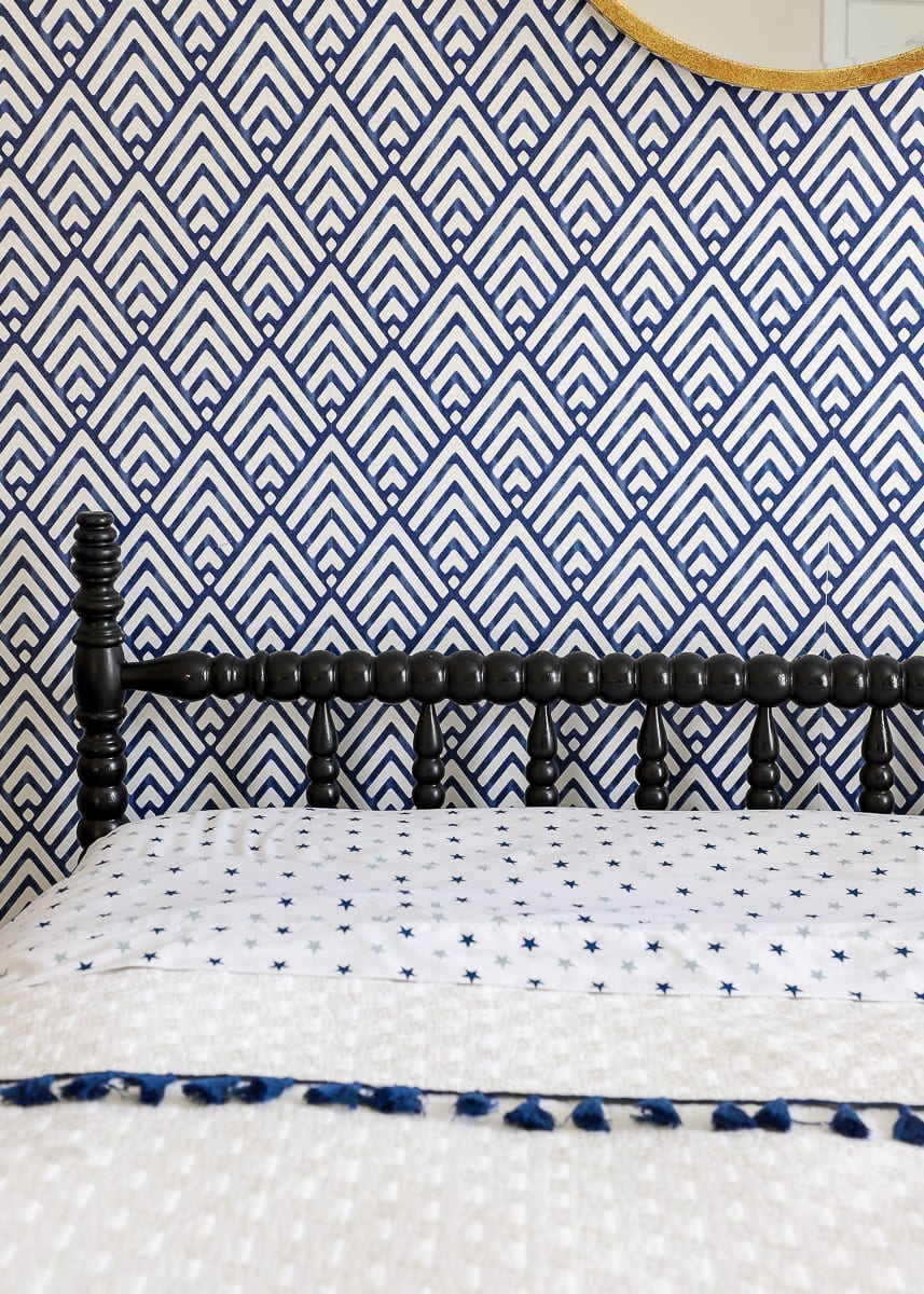 How to Update a Jenny Lind Bed