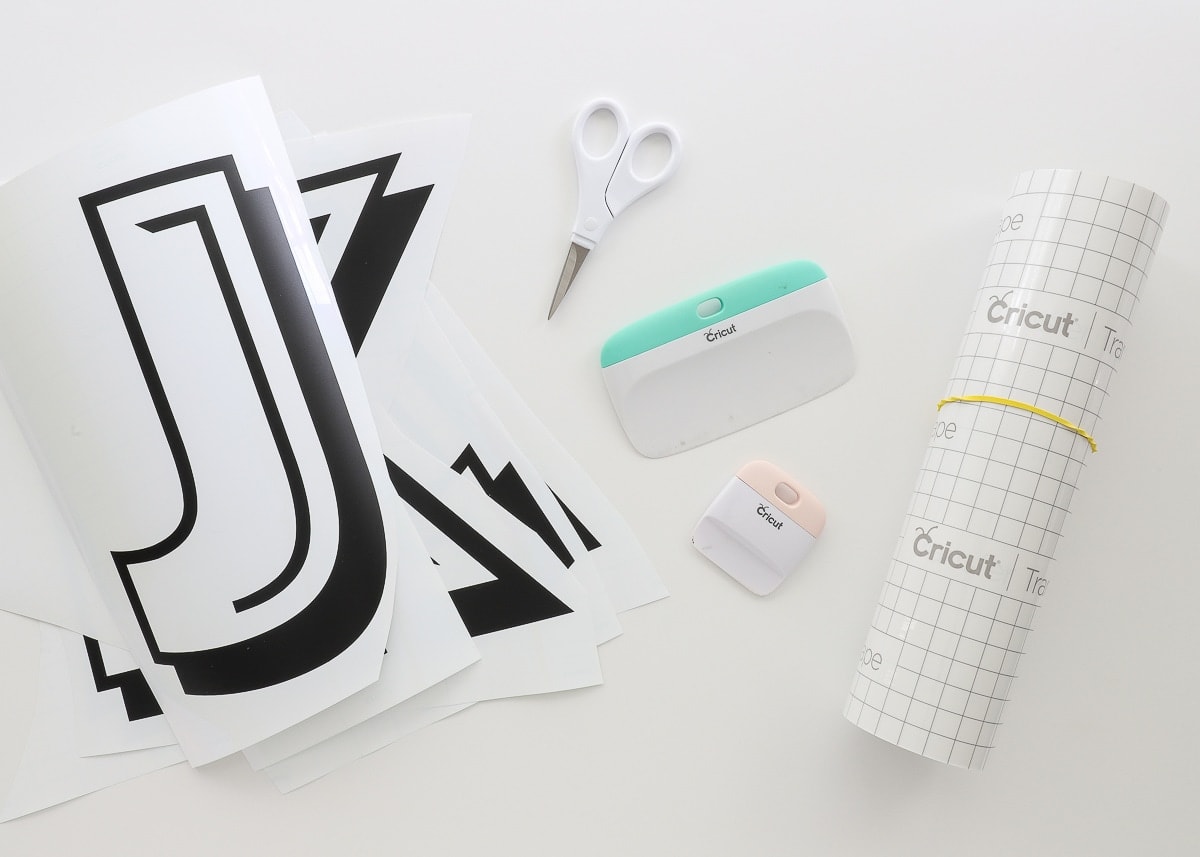 How to Layer Vinyl on Cricut Projects 4 Easy Methods The Homes I