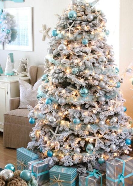 Turquoise and white Christmas decorations