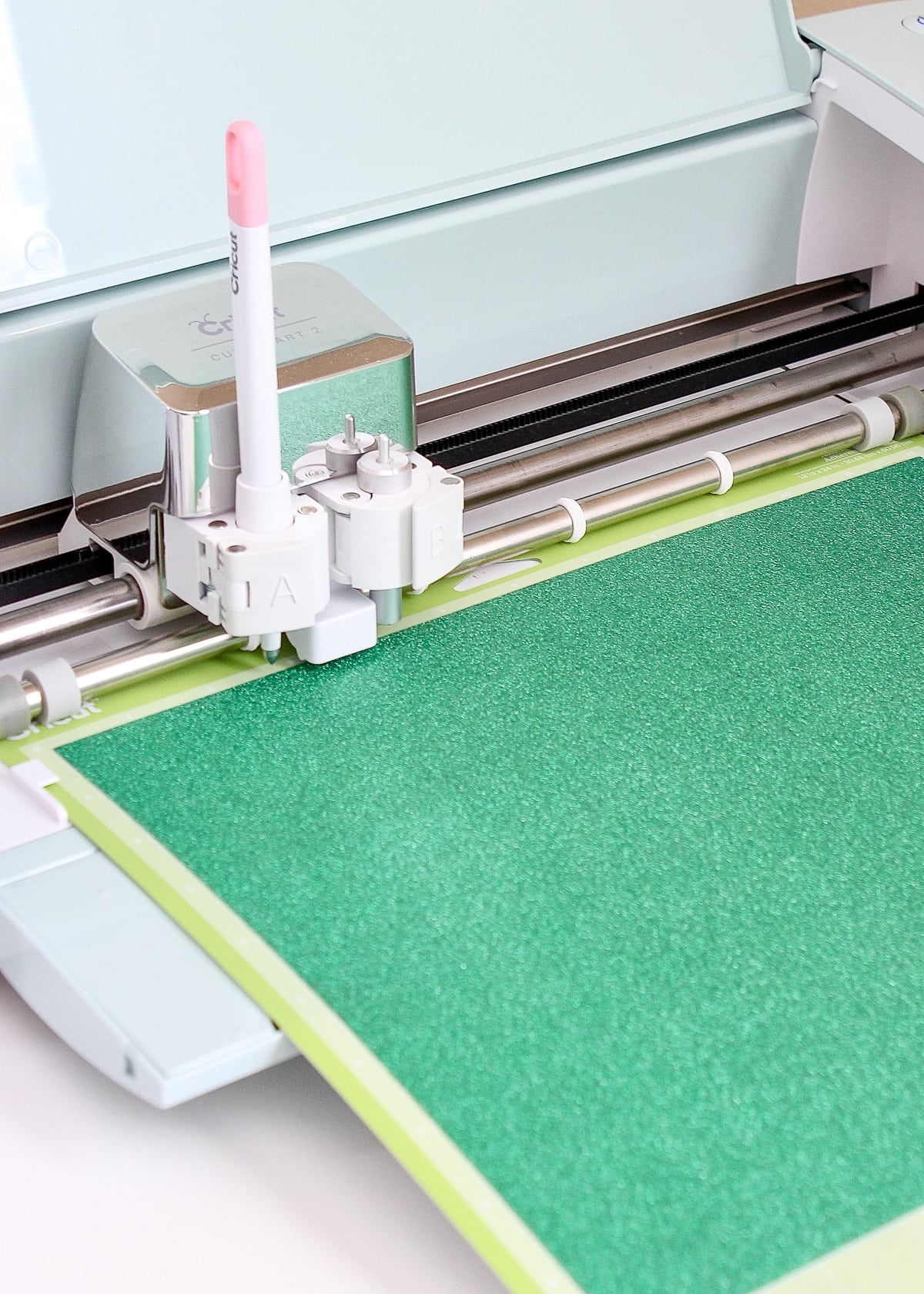 Working with Glitter Vinyl Tips and Tricks The Homes I Have Made