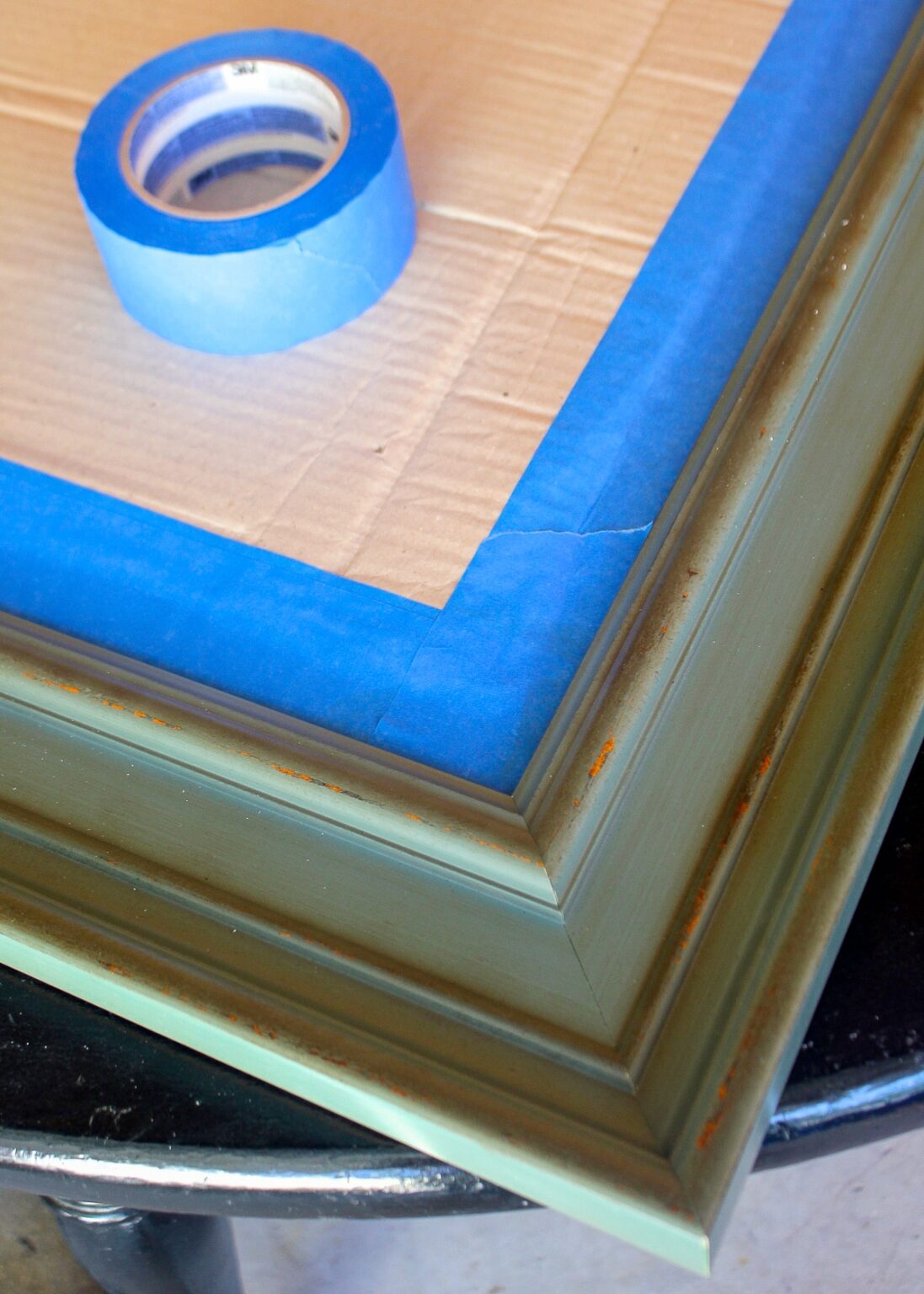 How to Spray Paint a Mirror StepbyStep Guide