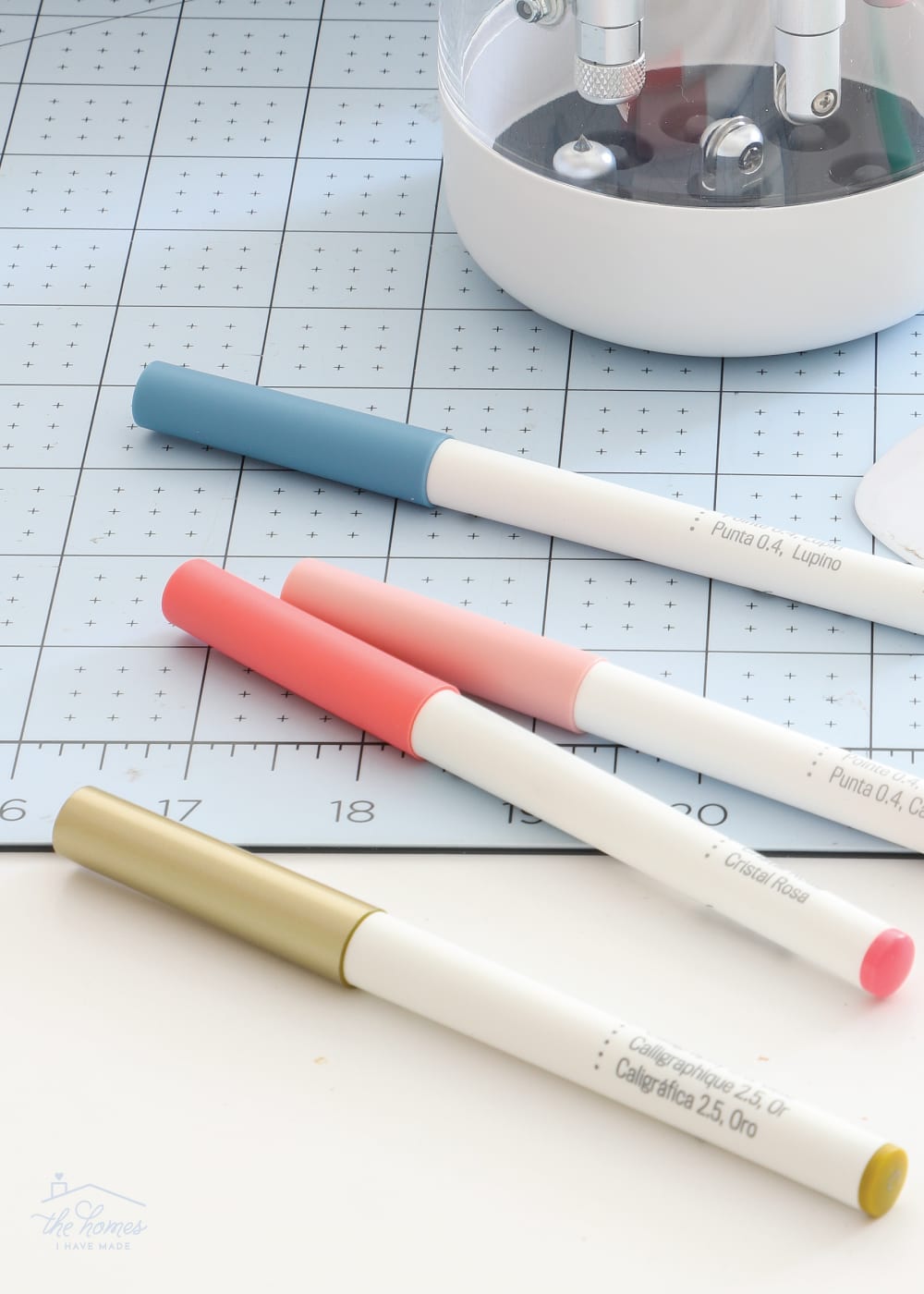 Drawing and Writing with Cricut - Get Started Guide - 100 Directions