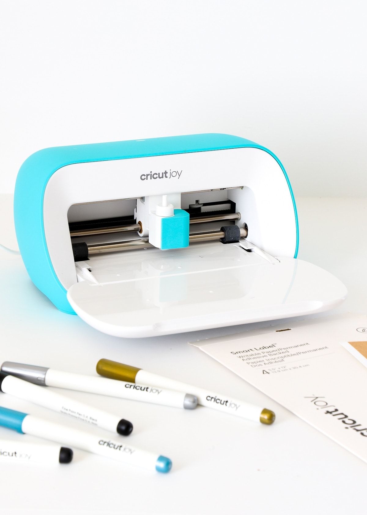 How to Use Cricut Pens to Make Custom Labels The Homes I