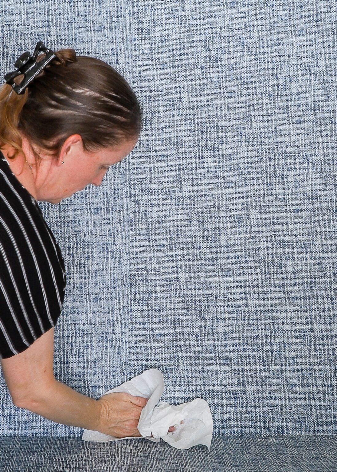 How to Wallpaper the Back of a Bookcase StepbyStep The Homes I Have Made