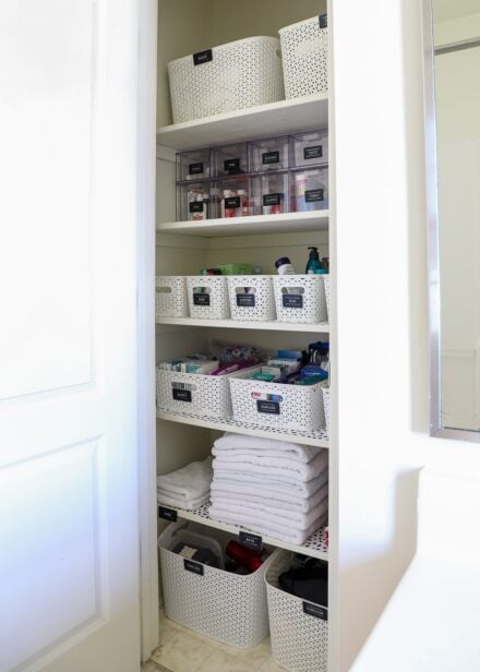Top Tips for a Perfectly Organized Bathroom Closet (That Looks Great ...