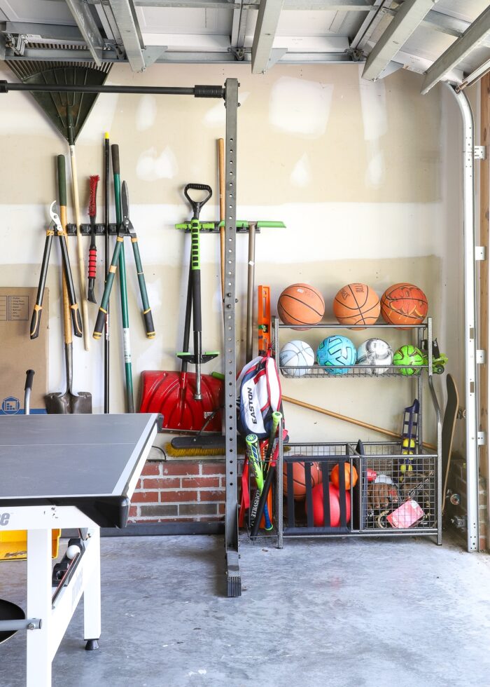 Organized tools and sports equipment