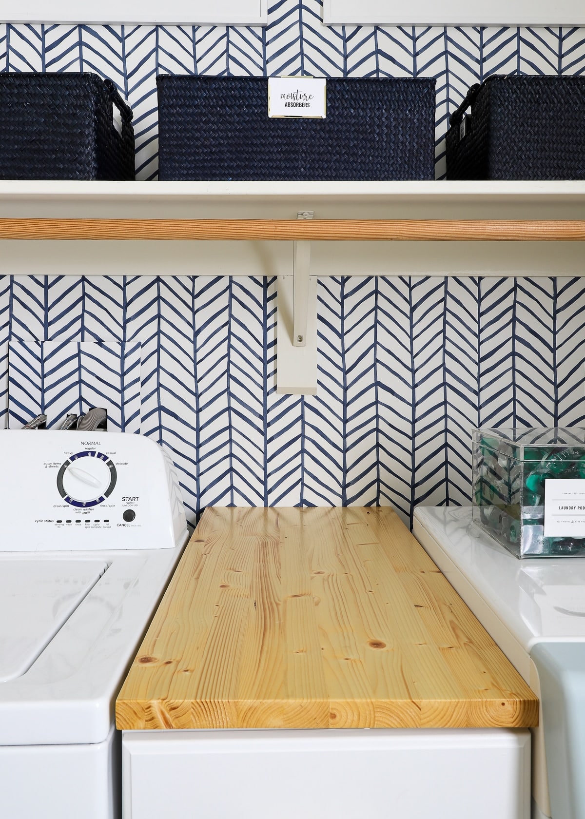 Renter-Friendly Laundry Room Makeover with Easy DIYs - The Homes I Have ...