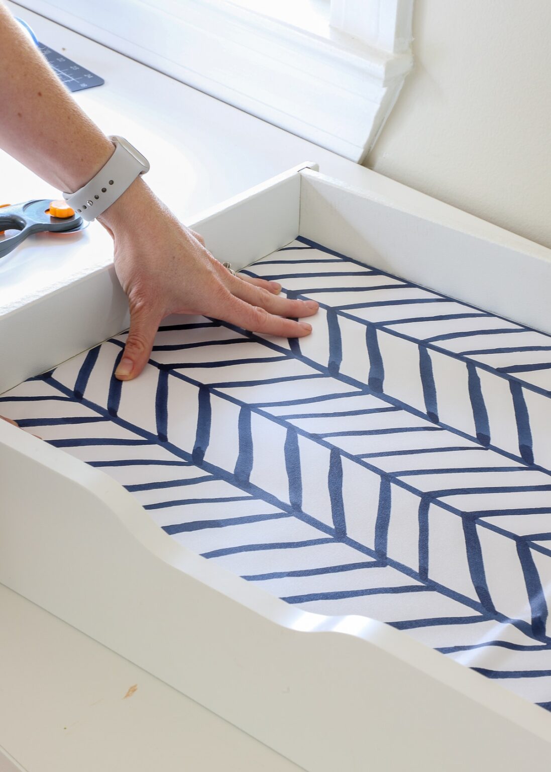 The Best Way to Line Drawers & Shelves with Pretty Paper The Homes I